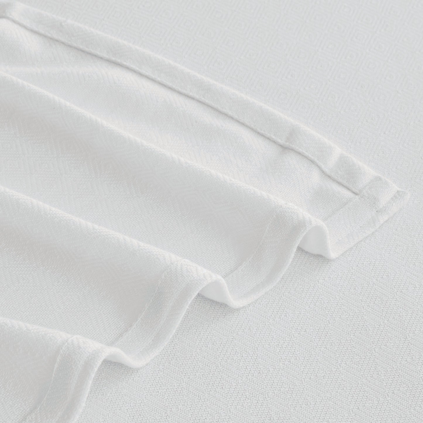 Bamboo Cotton Diamond Blanket